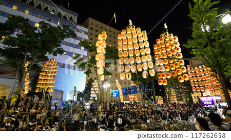 Akita Kanto Festival: Bustling Kanto Boulevard 117262658