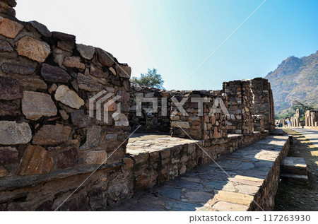 Stone wall with arches 117263930