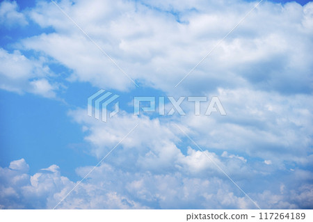 Summer sky, blue sky, sunny, August, sky material 117264189