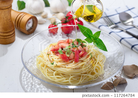 Cold pasta of tomato and basil Cold pasta of tomato and basil 117264784