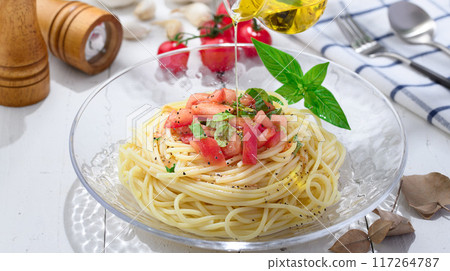 蕃茄和蓬蒿冷的麵團 117264787