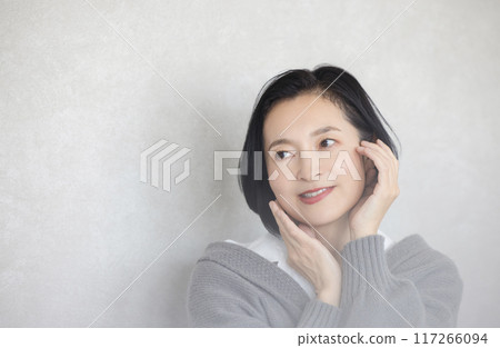 50s woman beauty portrait 50s woman beauty portrait 117266094