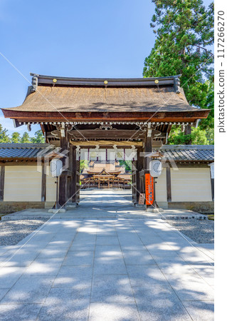 滋賀縣犬神郡多賀町、多賀大社（祈求長壽）、神道門（有形文化遺產） 117266270