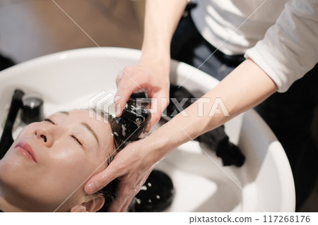shampoo, beauty, gents 117268176