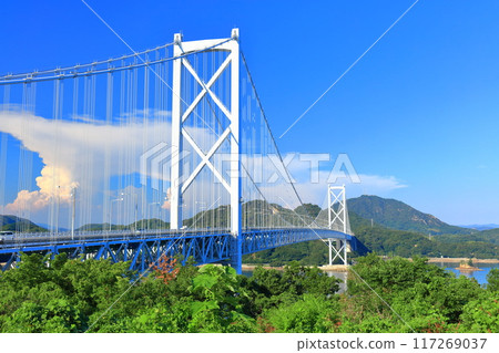 [Hiroshima Prefecture] Innoshima Bridge on a clear day (Shimanami Kaido) 117269037