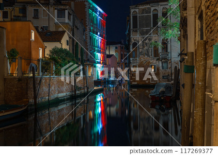 Beaufitul canal streets in Venice, Italy 117269377
