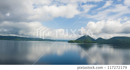 Lake Toya scenery 117272179