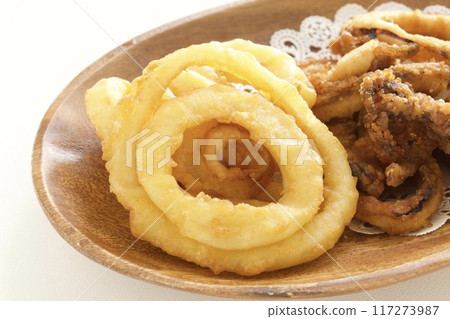 Icarling and onion rings Icarling and onion rings 117273987