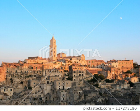 Beautiful townscape of Matera, Sassi at dusk (Italy) Beautiful townscape of Matera, Sassi at dusk (Italy) 117275180