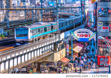 日本東京城市景觀 - 不適指數 86...儘管酷暑難耐,阿美橫町卻擠滿了外國遊客...=8月9日 日本東京城市景觀 - 不適指數 86...儘管酷暑難耐,阿美橫町卻擠滿了外國遊客...=8月9日 117276002