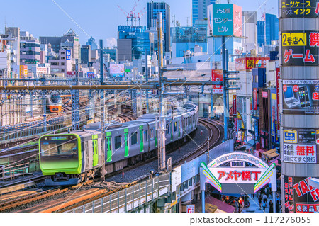 Tokyo cityscape in Japan: Discomfort index 86... Ameyoko is bustling with foreign tourists despite the intense heat... = August 9th Tokyo cityscape in Japan: Discomfort index 86... Ameyoko is bustling with foreign tourists despite the intense heat... = August 9th 117276055