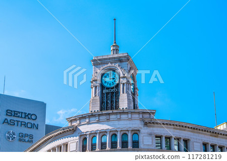 東京城市景觀在日本銀座，東京。 （熙熙攘攘的城市…冠狀病毒大流行之前的場景）…邁向希望的時代=8月9日 117281219