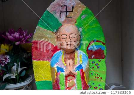 可愛的地藏菩薩像，深受百姓喜愛，守護著這一區。 117283306