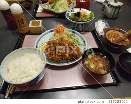 豪華晚餐 豪華晚餐 117285921