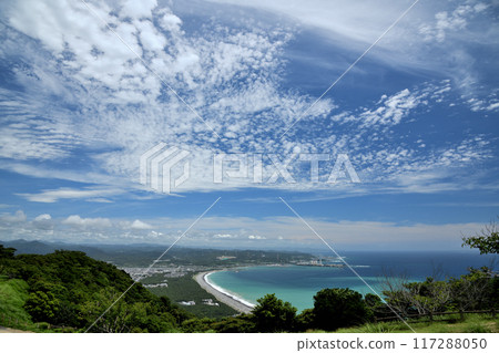 View of Enjugahama Beach from Nishiyama [Mihama Town, Hidaka District, Wakayama Prefecture] 117288050