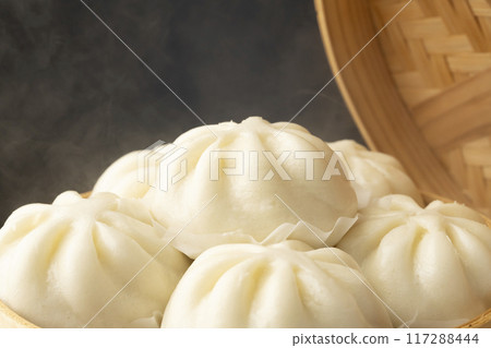 Steamed meat buns Steamed meat buns in a bamboo steamer Steamed meat buns Steamed meat buns in a bamboo steamer 117288444