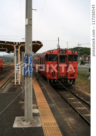 Parked trains at JR Ogushi Station 117288545