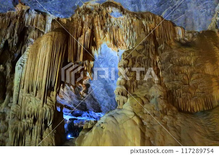 Heaven Cave, Dong Hoi, Vietnam Heaven Cave, Dong Hoi, Vietnam 117289754