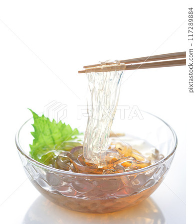 Summer taste: Tokoroten (white background) Summer taste: Tokoroten (white background) 117289884