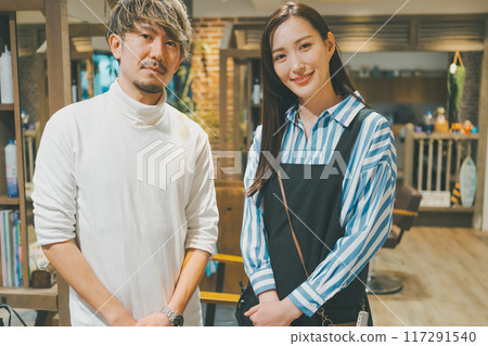 理髮師 美髮師 美女藝術家 117291540