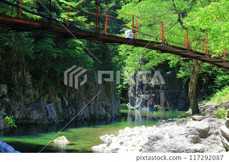 [廣島縣] 萬綠三段峽谷（黑淵） 117292087