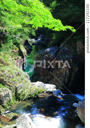 [廣島縣] 萬綠三段峽（石溝） 117292100