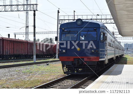 Uzbekistan Tashkent commuter train (Electrichka) 117292113