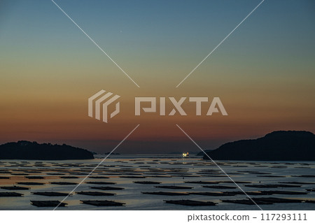 Beautiful sunrise at Akebono in Setouchi, Okayama Prefecture, Japan Beautiful sunrise at Akebono in Setouchi, Okayama Prefecture, Japan 117293111