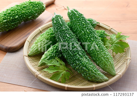 Summer vegetables: bitter melon 117293137
