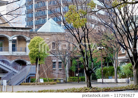 兵庫縣神戶市中央區神戶三宮東遊園地公園的磚造建築景觀 兵庫縣神戶市中央區神戶三宮東遊園地公園的磚造建築景觀 117293627