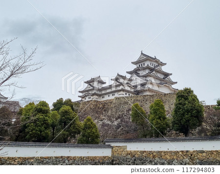 the himeji white castle is famous and beautiful in japan 117294803