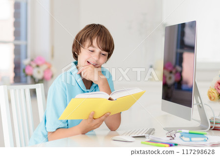 Back to school. Kids in classroom Back to school. Kids in classroom 117298628