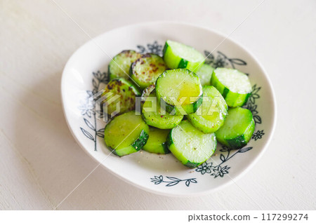 Stir-fried cucumber Stir-fried cucumber 117299274