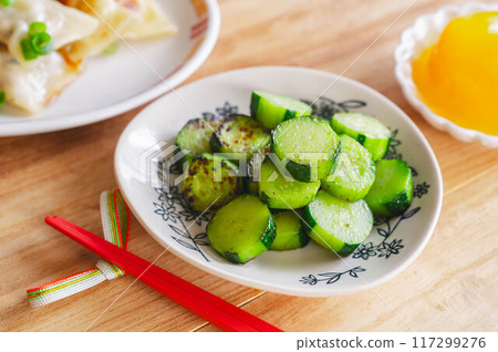Stir-fried cucumber Stir-fried cucumber 117299276