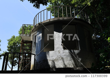 猿島的建築物廢墟 猿島的建築物廢墟 117300399