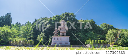"Aomori Prefecture" Fresh greenery in Hachinohe Park 117300883