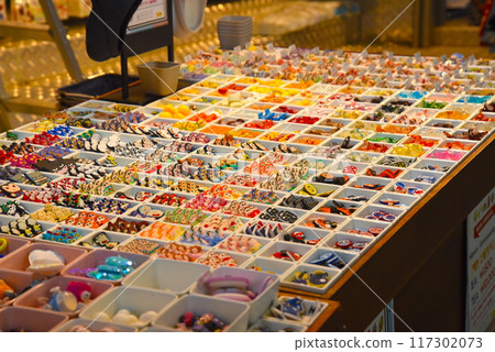 色彩繽紛的雜貨店 色彩繽紛的雜貨店 117302073