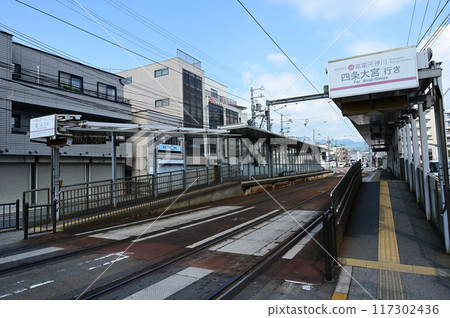 Randen Tenjingawa Shijo Omiya bound platform Randen Tenjingawa Shijo Omiya bound platform 117302436