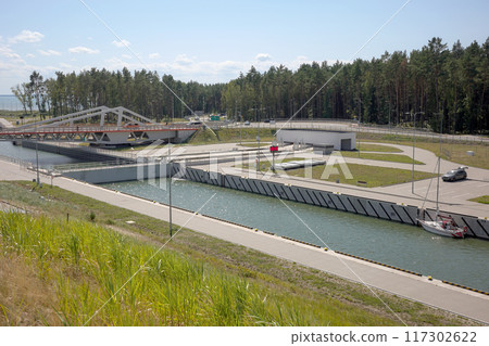 The Vistula Spit (Mierzeja Wislana) canal, Poland. 117302622
