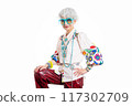 Enjoying fashion and free self-expression Gray hair Senior women in their 60s and 70s 117302709