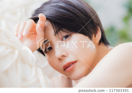 Beauty image of a woman with short hair Beauty image of a woman with short hair 117303391