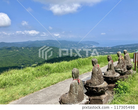 The view from the summit of Mt. Omuroyama_Ito City, Shizuoka Prefecture_Mt. Omuroyama 117305498