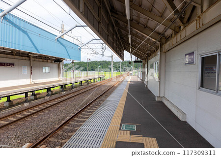 Hokuhoku Line Kubiki Station Platform, Joetsu City, Niigata Prefecture Hokuhoku Line Kubiki Station Platform, Joetsu City, Niigata Prefecture 117309311
