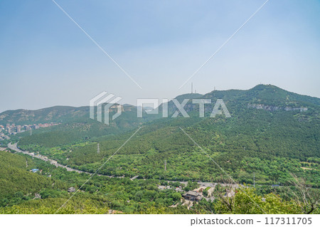 Mount Fohui seen from Mount Thousand Buddhas 117311705