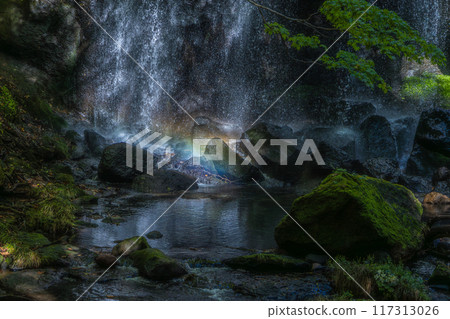 Rainbow and Takizawa Fudo Falls 117313026