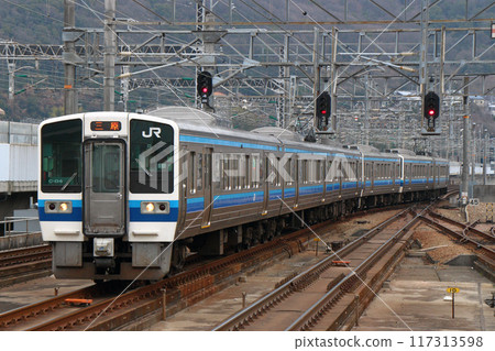[JR-W] Sanyo Main Line 213 Series Train (6-car train: Okayama⇔Mihara) 117313598