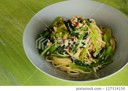 鮪魚和小松義大利麵 117314150