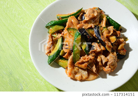 Spicy stir-fried pork, eggplant and cucumber with miso 117314151