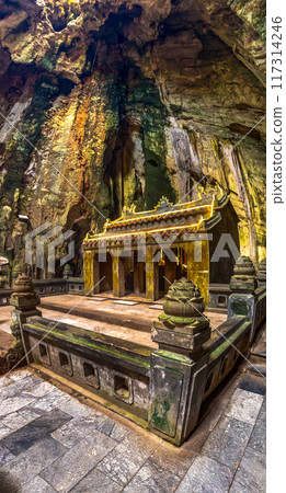 View of Marble Mountain cave and temple in Da Nang, Vietnam 117314246