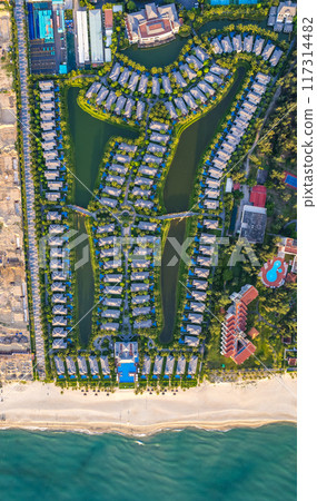 Aerial view of Non Nuoc Beach in Da Nang, Vietnam 117314482